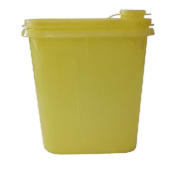 Tupperware Beverage Buddy Yellow Pitcher 792-7‎ Vintage Store & Pour 1 Quart - Picture 13 of 16